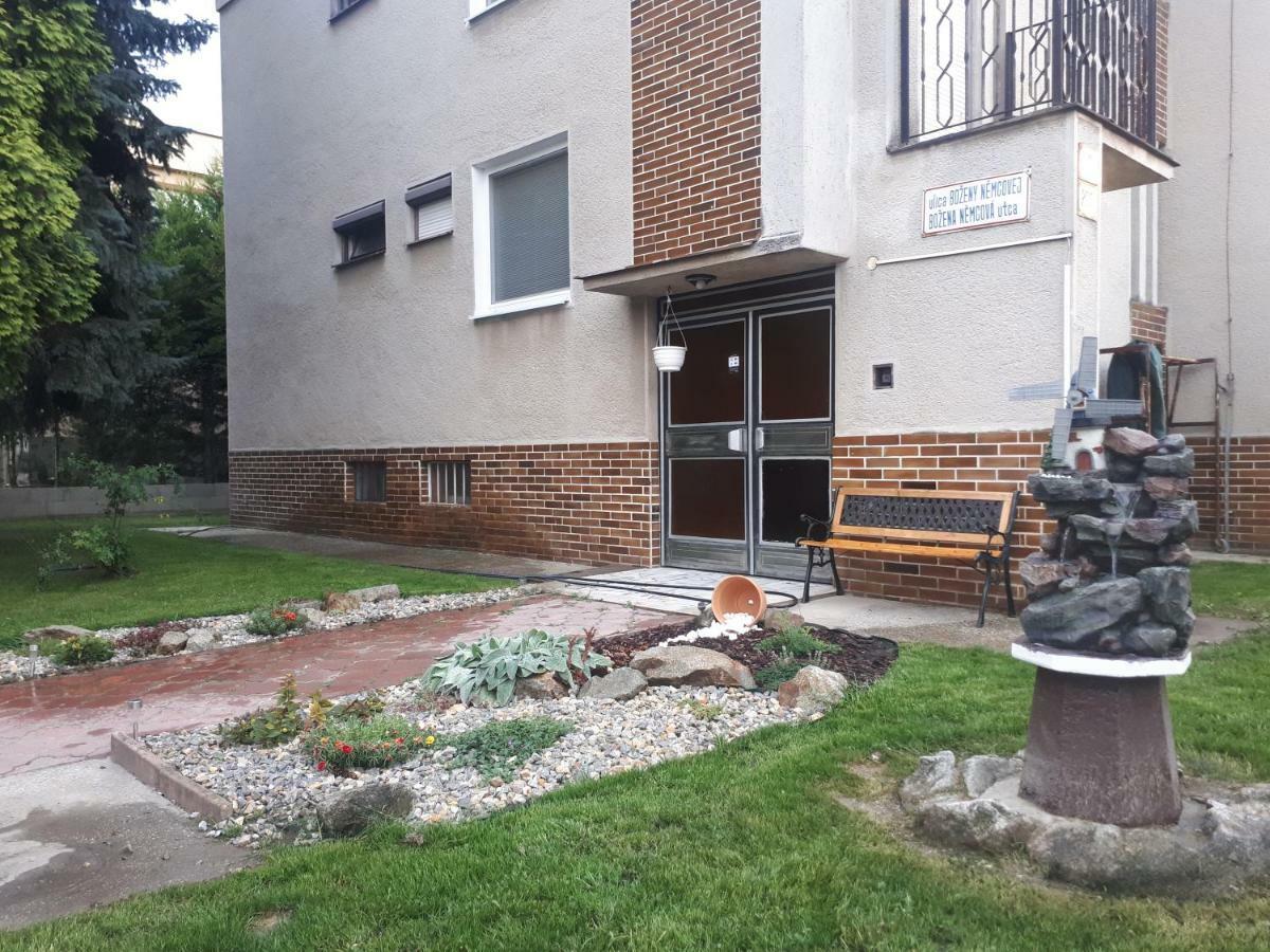 Elisa Aparthotel Komarno Luaran gambar